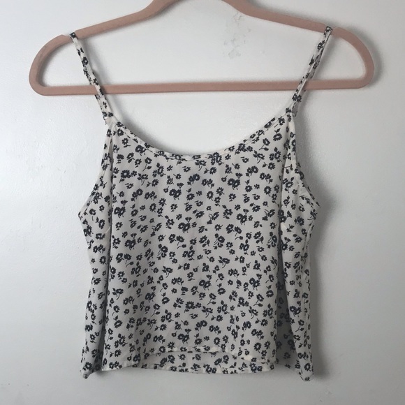 Forever 21 Tops - Forever 21 Floral Crop Top